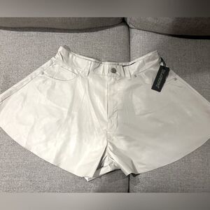 NWT blank nyc leather‎ womens shorts size 29 cream